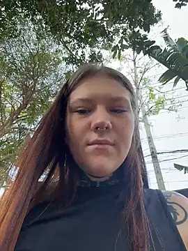 Snapshot of FionaMurr chatting on March 2026 03:45:01 AM FionaMurr online show from March 2026 03:45:01 AM