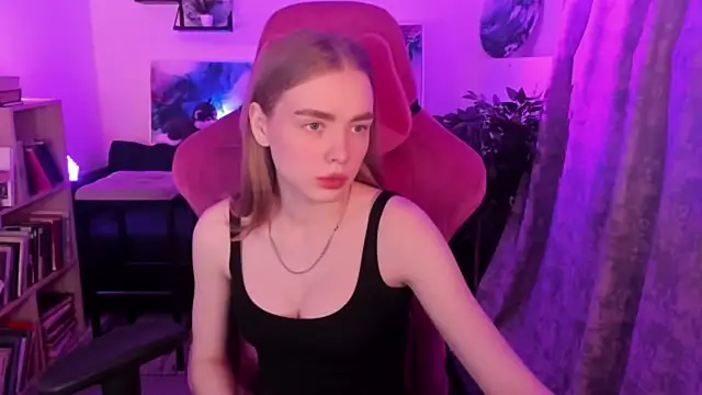 BellaHaadiid online show from January 2026 11:59:02 AM