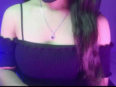 Isha Lush online show from December 2025 05:19:02 PM