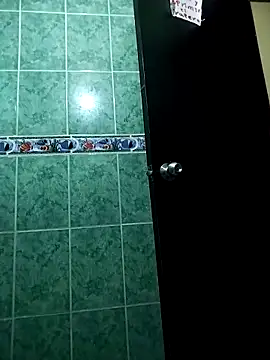 Snapshot of Andreskelly chatting on December 2025 10:24:01 AM Andreskelly online show from December 2025 10:24:01 AM