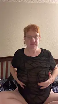 Snapshot of Lenaravenswood chatting on December 2025 07:14:02 AM Lenaravenswood online show from December 2025 07:14:02 AM