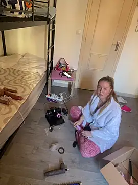 Vikml166 online show from April 2026 03:01:02 PM