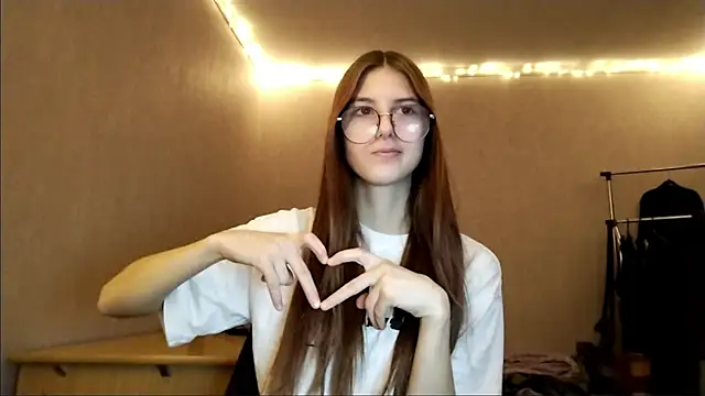 Snapshot of VictorinaMccorey chatting on January 2026 05:27:02 PM VictorinaMccorey online show from January 2026 05:27:02 PM