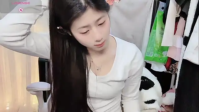 Yvonne-07 online show from January 2026 08:56:01 PM