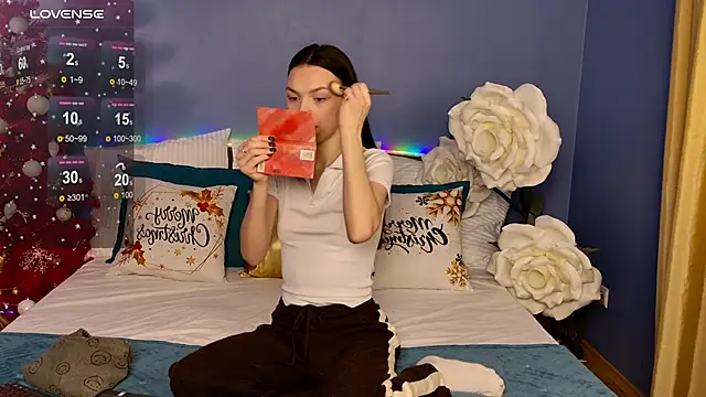 Snapshot of MaxinCarroll chatting on January 2026 05:13:01 AM MaxinCarroll online show from January 2026 05:13:01 AM