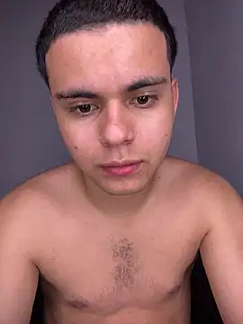 Liam Mateo online show from March 2026 04:03:02 AM