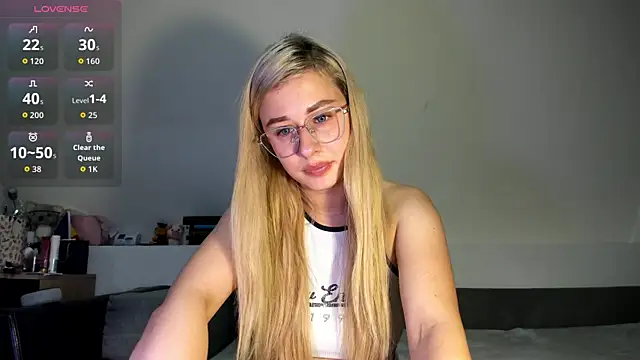 JessyyJ online show from December 2025 08:24:02 PM