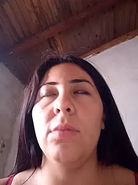 Snapshot of emmacurvyhot chatting on February 2026 08:31:02 PM emmacurvyhot online show from February 2026 08:31:02 PM