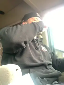 Ldnick69 online show from March 2026 04:35:01 PM