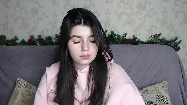 Snapshot of KisaModel chatting on January 2026 01:41:02 AM KisaModel online show from January 2026 01:41:02 AM