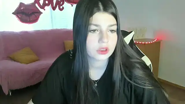 KisaModel online show from April 2026 01:05:01 AM