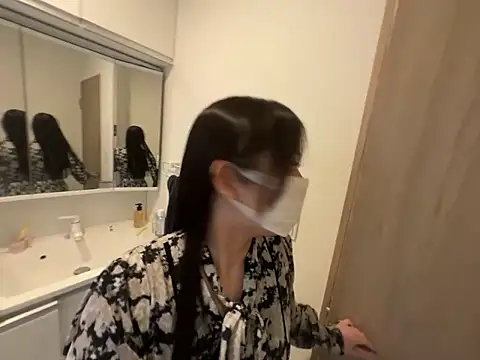 Gokujyo-Namanaka online show from February 2026 07:34:02 AM