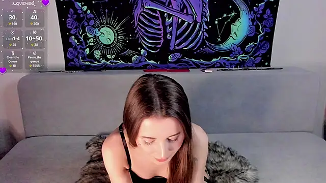 XxxCosmicBitch online show from January 2026 07:28:02 PM