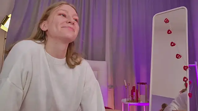 AsyaLumi online show from January 2026 06:18:02 AM