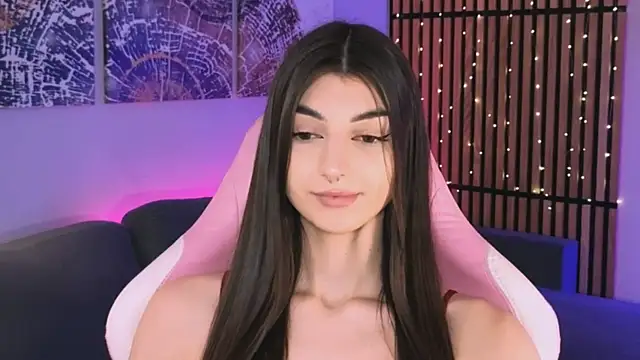 Snapshot of LilyShine_ chatting on February 2026 02:40:02 PM LilyShine online show from February 2026 02:40:02 PM