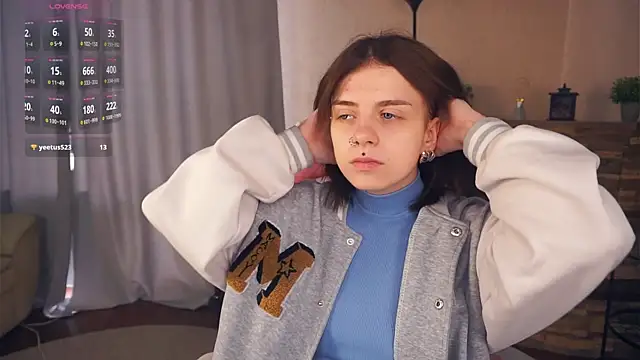 Snapshot of IleanaPishko chatting on January 2026 08:30:01 AM IleanaPishko online show from January 2026 08:30:01 AM