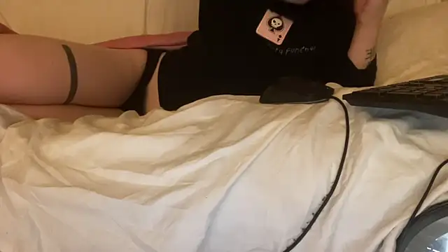 ijustturned18today online show from February 2026 08:27:02 PM