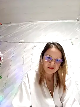 NikkyNatural online show from December 2025 05:41:01 PM