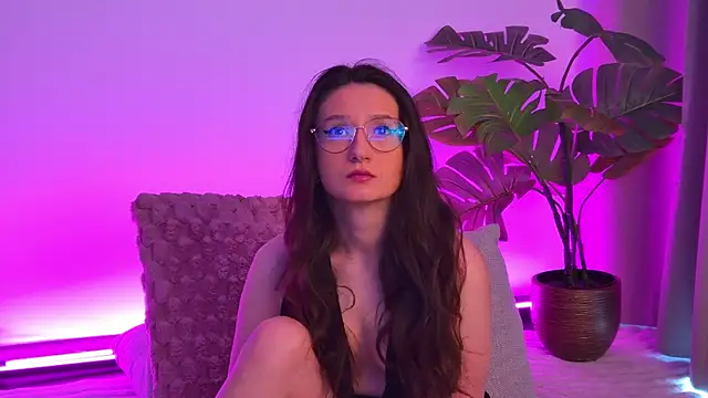 TheaMalekoo online show from March 2026 08:26:33 AM