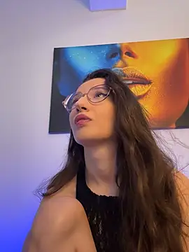 TheaMalekoo online show from July 2026 07:11:02 AM