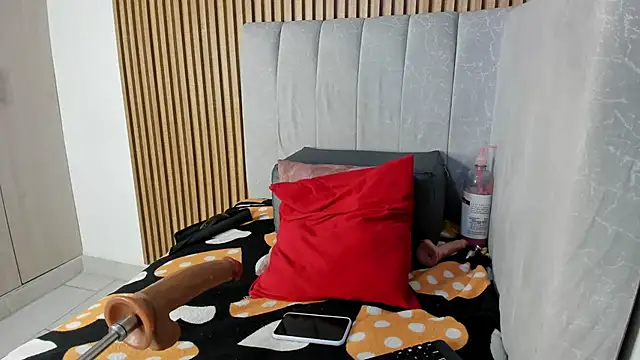 Snapshot of TiifanyGrey chatting on January 2026 02:25:02 AM TiifanyGrey online show from January 2026 02:25:02 AM