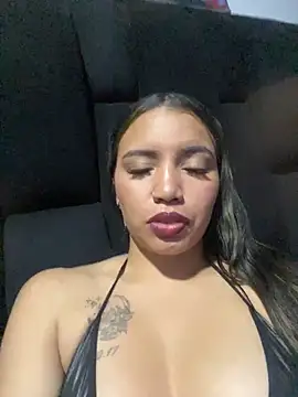 liliymike19 online show from February 2026 03:35:01 AM