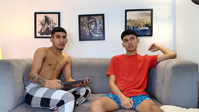 HORNY PRETTY online show from April 2026 07:20:02 PM