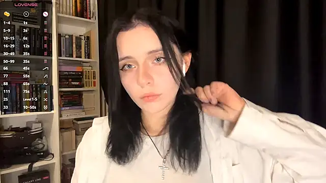 Eva blo0m online show from January 2026 06:57:02 PM