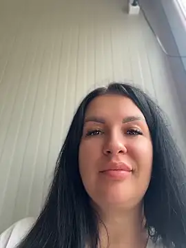 Snapshot of MeganBlueq chatting on May 2026 09:38:02 AM MeganBlueq online show from May 2026 09:38:02 AM