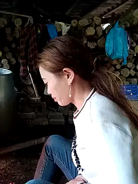 little-effy online show from January 2026 12:36:01 AM