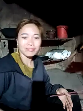 little-effy online show from February 2026 11:23:02 PM