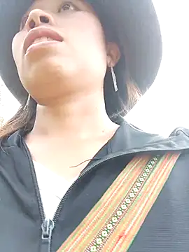 Snapshot of jikey- chatting on December 2025 07:17:02 AM jikey- online show from December 2025 07:17:02 AM