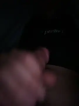 Snapshot of claudio18anni chatting on December 2025 12:18:01 AM claudio18anni online show from December 2025 12:18:01 AM