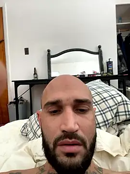 kingNQueen1211 online show from January 2026 03:38:01 PM