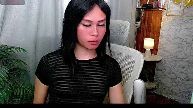 Snapshot of xSweet_Gigi chatting on June 2026 10:36:01 PM xSweet Gigi online show from June 2026 10:36:01 PM