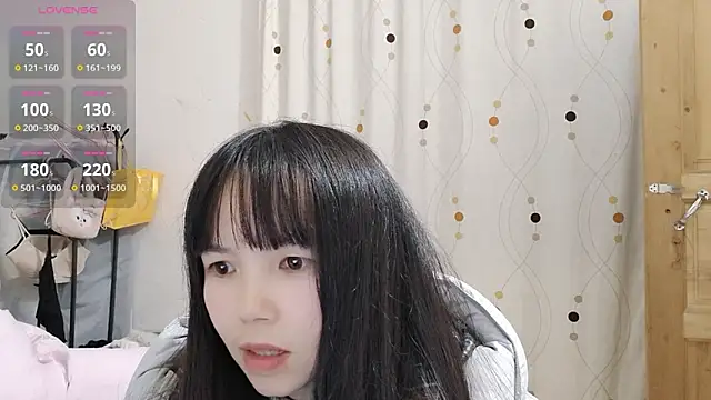 Snapshot of summerxiaojiejie chatting on December 2025 02:32:02 PM summerxiaojiejie online show from December 2025 02:32:02 PM