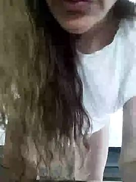 Snapshot of NovaMia chatting on June 2026 08:46:01 PM NovaMia online show from June 2026 08:46:01 PM