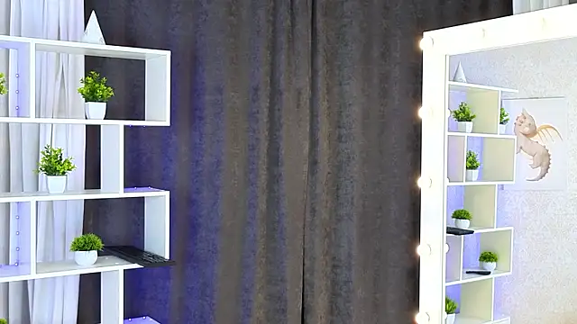 ViollaBloom online show from March 2026 03:56:01 AM