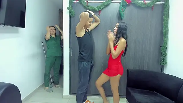 Hot sexmature online show from December 2025 11:25:02 AM