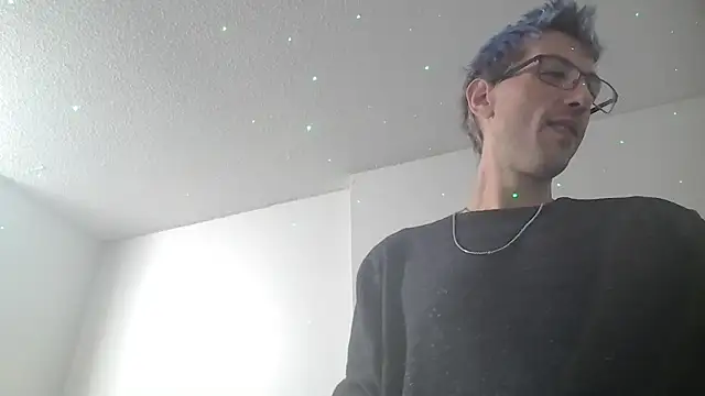 Snapshot of AskAveryAnything chatting on December 2025 12:18:02 AM AskAveryAnything online show from December 2025 12:18:02 AM