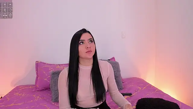 Lilicopper    online show from December 2025 08:49:02 PM