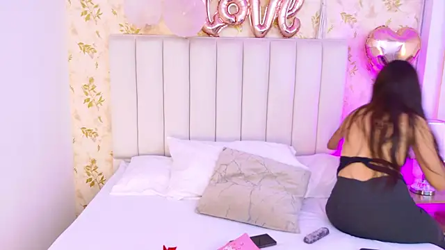 Celeste Clarke online show from February 2026 08:09:02 PM