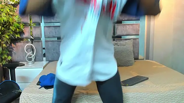 jay jhonson01 online show from February 2026 03:59:02 AM