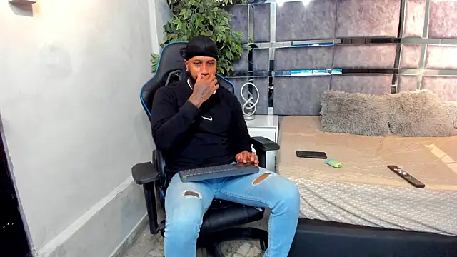 jay jhonson01 online show from February 2026 03:33:02 AM