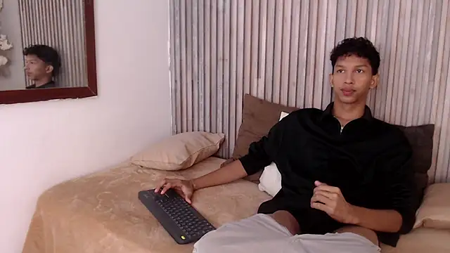 SmoothAlpha  online show from January 2026 02:19:02 PM