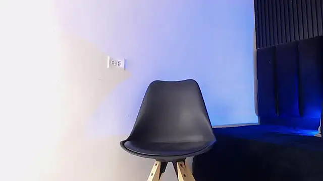 SmoothAlpha  online show from February 2026 02:38:02 PM