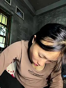 Glass ly online show from January 2026 01:19:01 AM