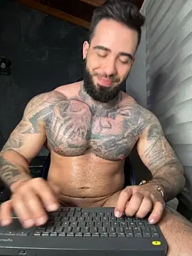 Snapshot of josemanufit chatting on March 2026 05:08:02 AM josemanufit online show from March 2026 05:08:02 AM