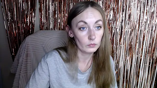 Snapshot of LiaSeass_ chatting on July 2026 12:23:01 PM LiaSeass online show from July 2026 12:23:01 PM