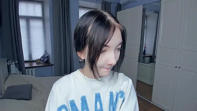 Snapshot of JanettVeld chatting on December 2025 09:50:02 AM JanettVeld online show from December 2025 09:50:02 AM